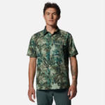 hombres tapas estampado tropical de campo Mountain Hardwear camisa de manga corta sombra lite 84RX335